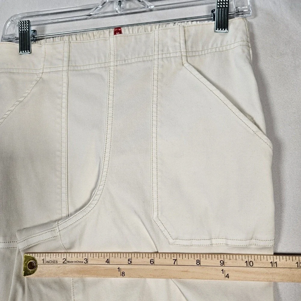 SPANX Jeans Women's M 28x29.5 Stretch Twill Cargo‎ Ivory Pockets Hem Zip Joggers